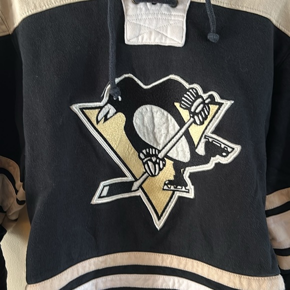 Old time hockey Pens hoodie; lace up; size S - Picture 3 of 4